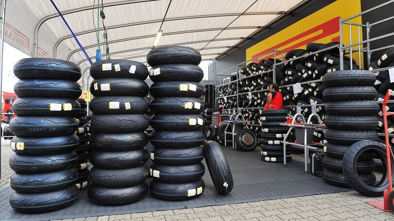 SBK, Pirelli non si ferma: ad Assen una nuova mescola anteriore