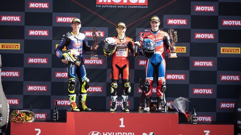 SBK Assen, Gara 2: Bautista vince, a terra Rea e Razgatlioglu