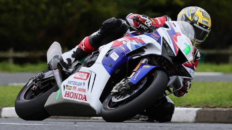 NW200: doppia pole position per Glenn Irwin e Honda Racing UK