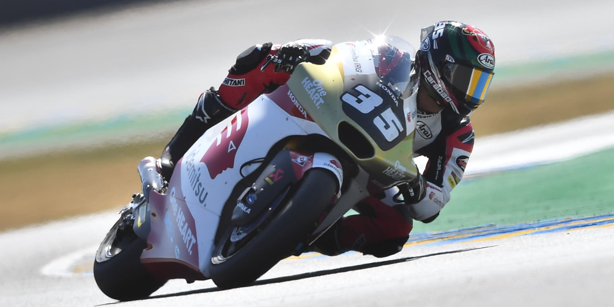 Moto2, Chantra si impone su Fernandez nelle FP1 a Le Mans