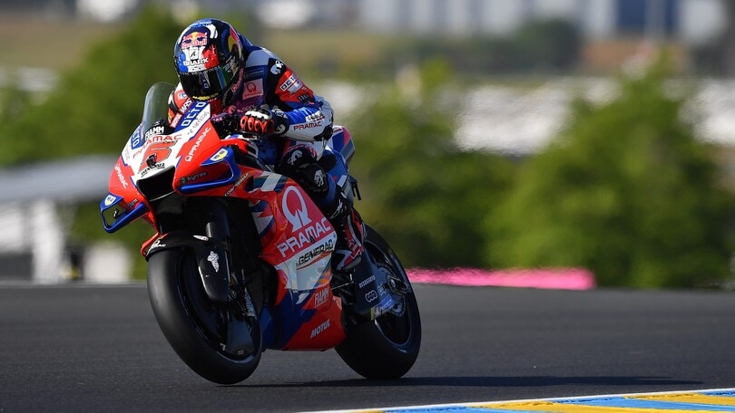 La MotoGP è a Le Mans: ecco lo spettacolo in pista