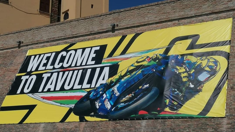 MotoGP: a Tavullia, è tornato lo striscione dedicato a Valentino Rossi
