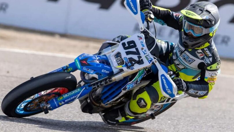 Manubri Larghi: Sardegna, l'isola della Supermoto