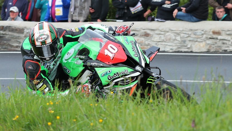 TT 2022: Hickman vince anche in Superstock, primo podio per Todd