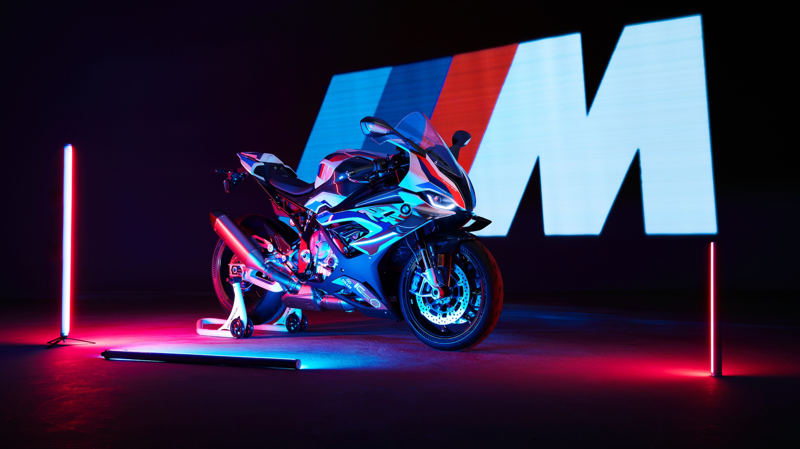 Speciale BMW: 50 anni di sport e prodotti