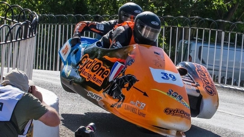 TT 2022, è morto anche Cesar Chanal: fatale l'incidente col sidecar