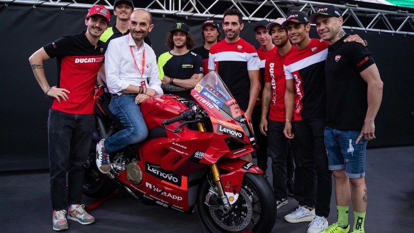 MotoGP, Domenicali: “The GP22 wasn’t ready, but the riders have made mistakes too”