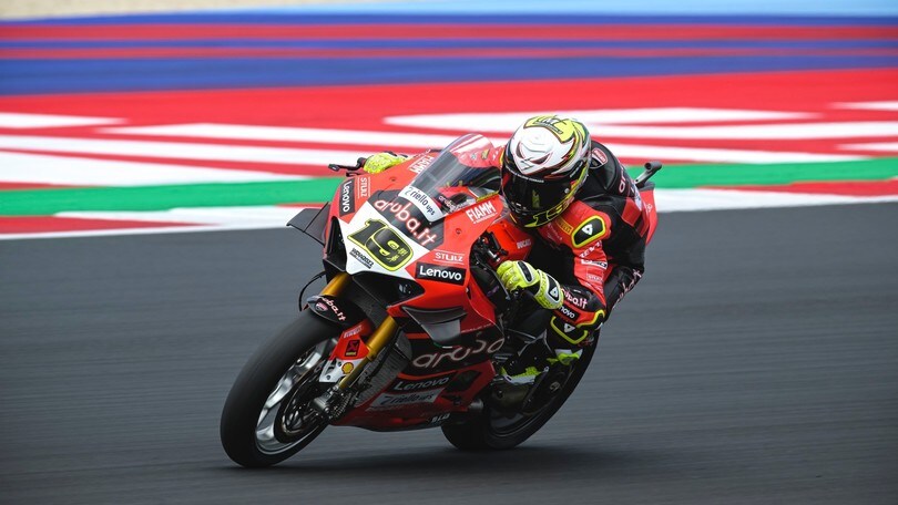 SBK Misano, Bautista mette tutti in riga in FP3, ottimo Bassani 5°