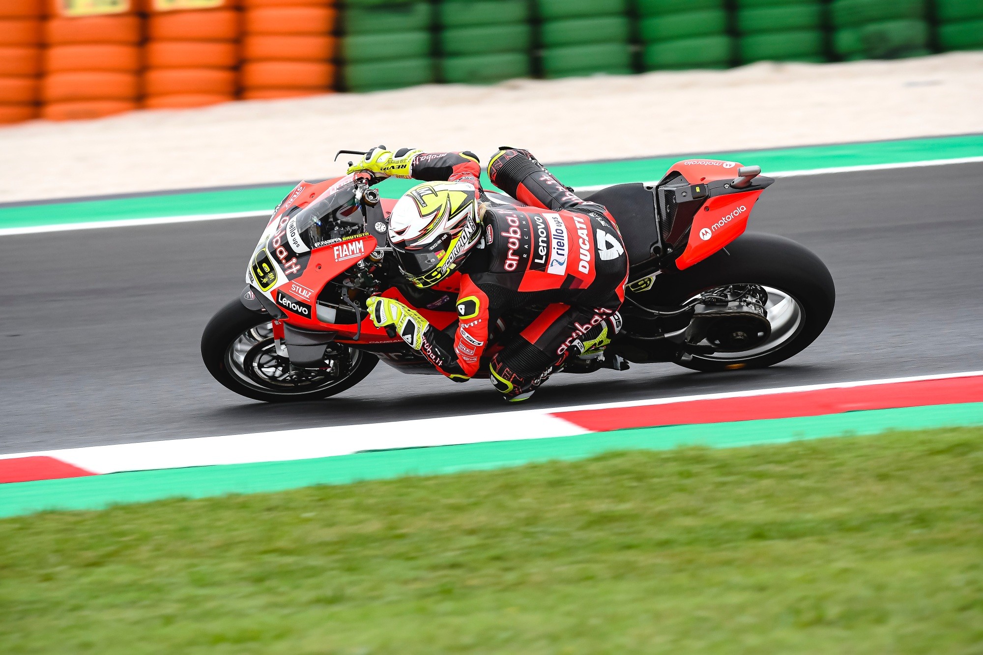 SBK Misano: Bautista conquista la pole position, 5° Rinaldi