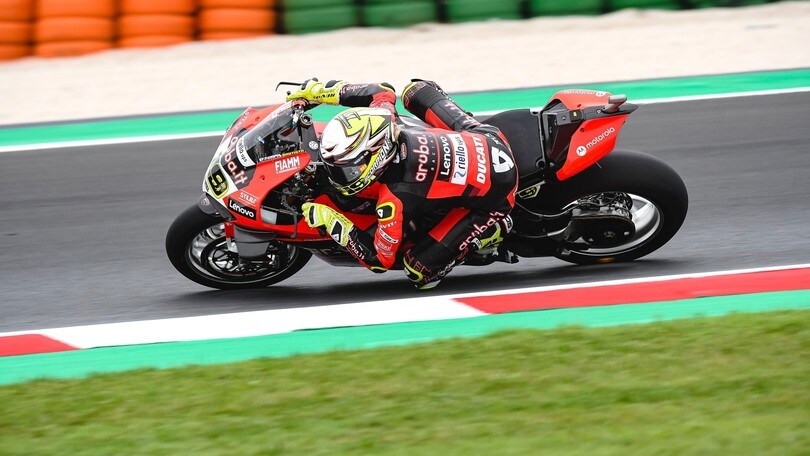 SBK Misano: Bautista conquista la pole position, 5° Rinaldi