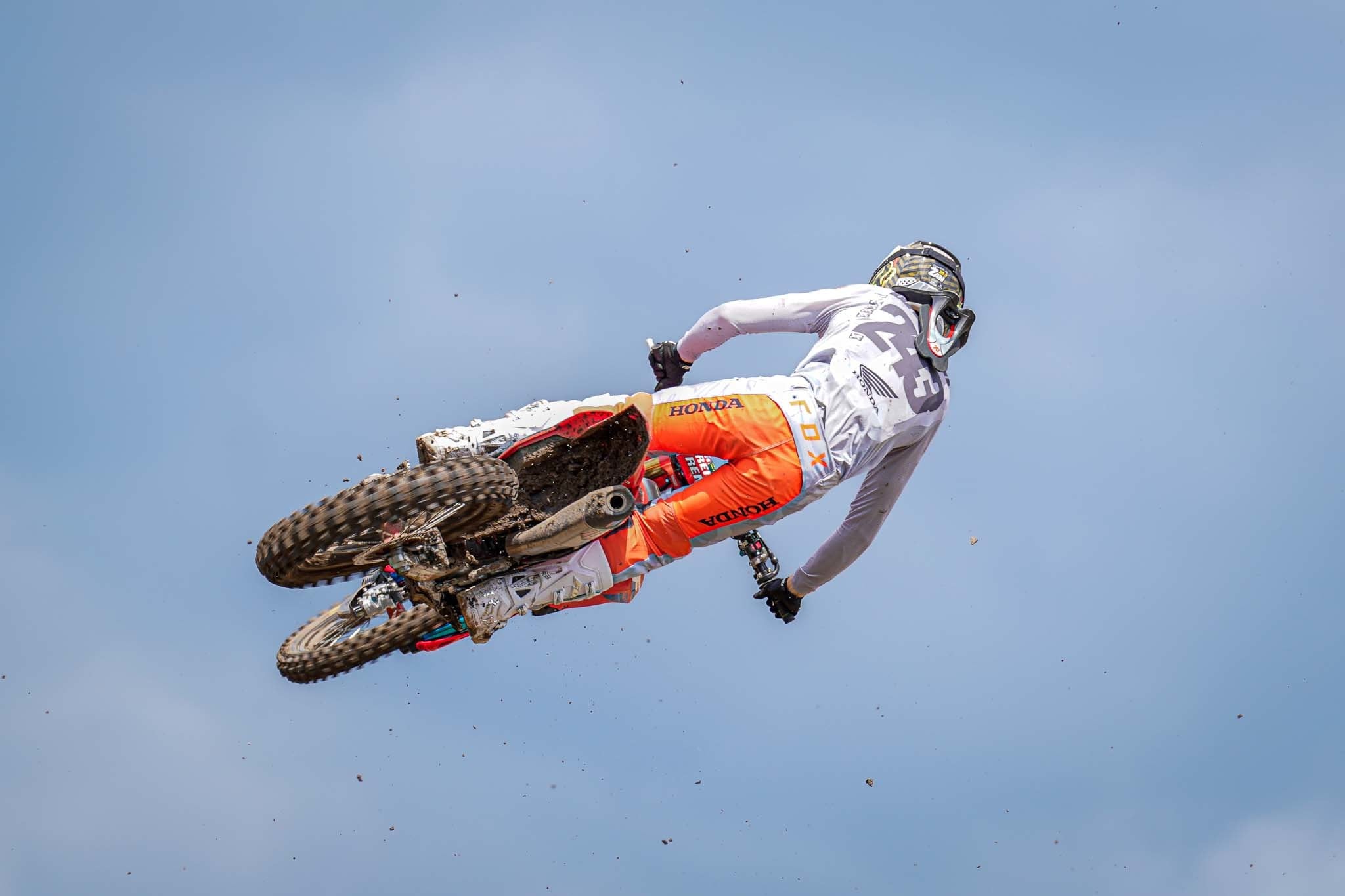 MXGP: Gajser ancora primo nelle crono in Germania