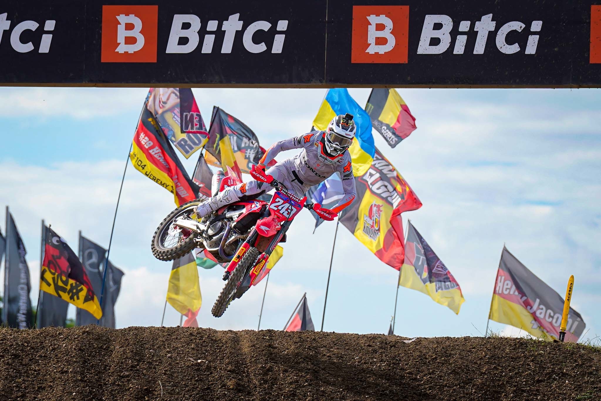 MXGP: tabelle rosse davanti a tutti in Germania