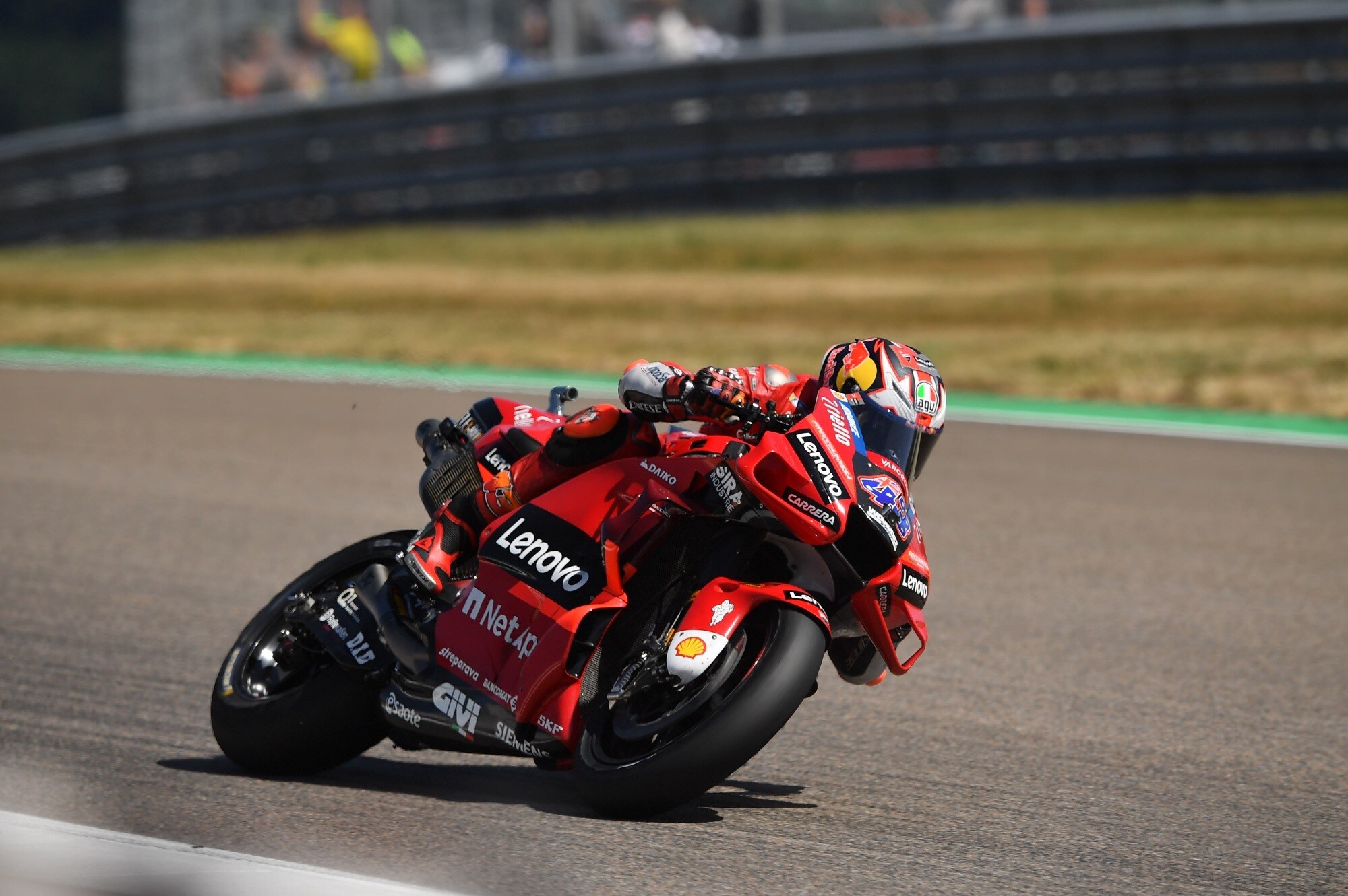 MotoGP Germania, Ducati show in FP1: Miller 1° davanti a Bagnaia