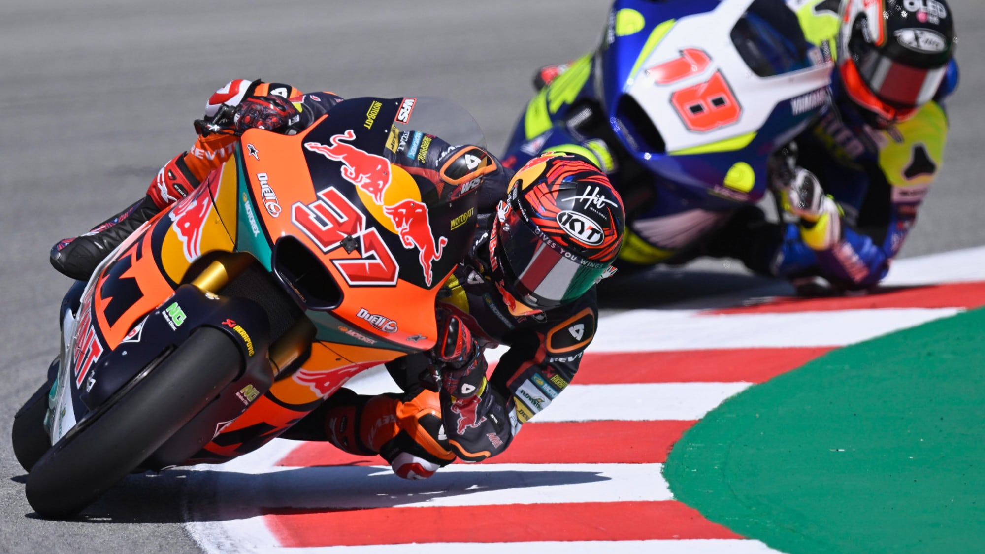 Moto2, GP Germania: Fernandez domina le FP1, davanti a Lopez e Canet