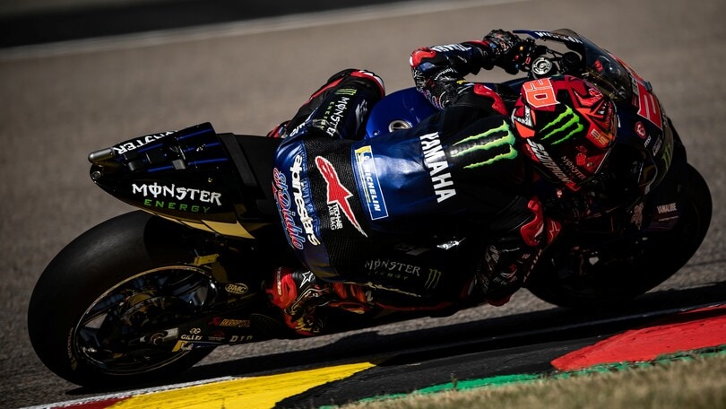 MotoGP, LIVE: Quartararo domina in Germania, Bagnaia ancora a terra