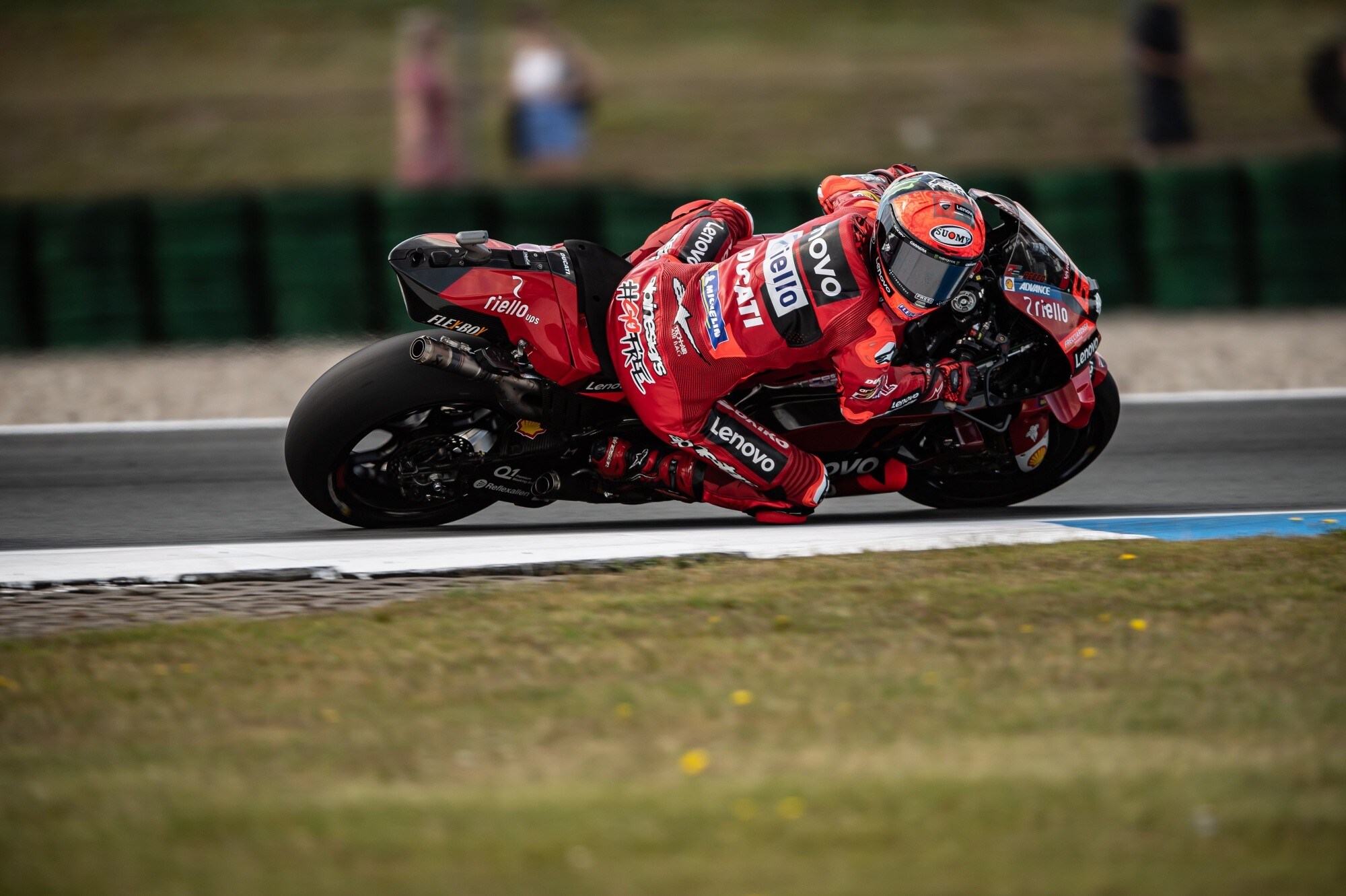 MotoGP, Bagnaia da 10: pole e record ad Assen, 4° Bezzecchi