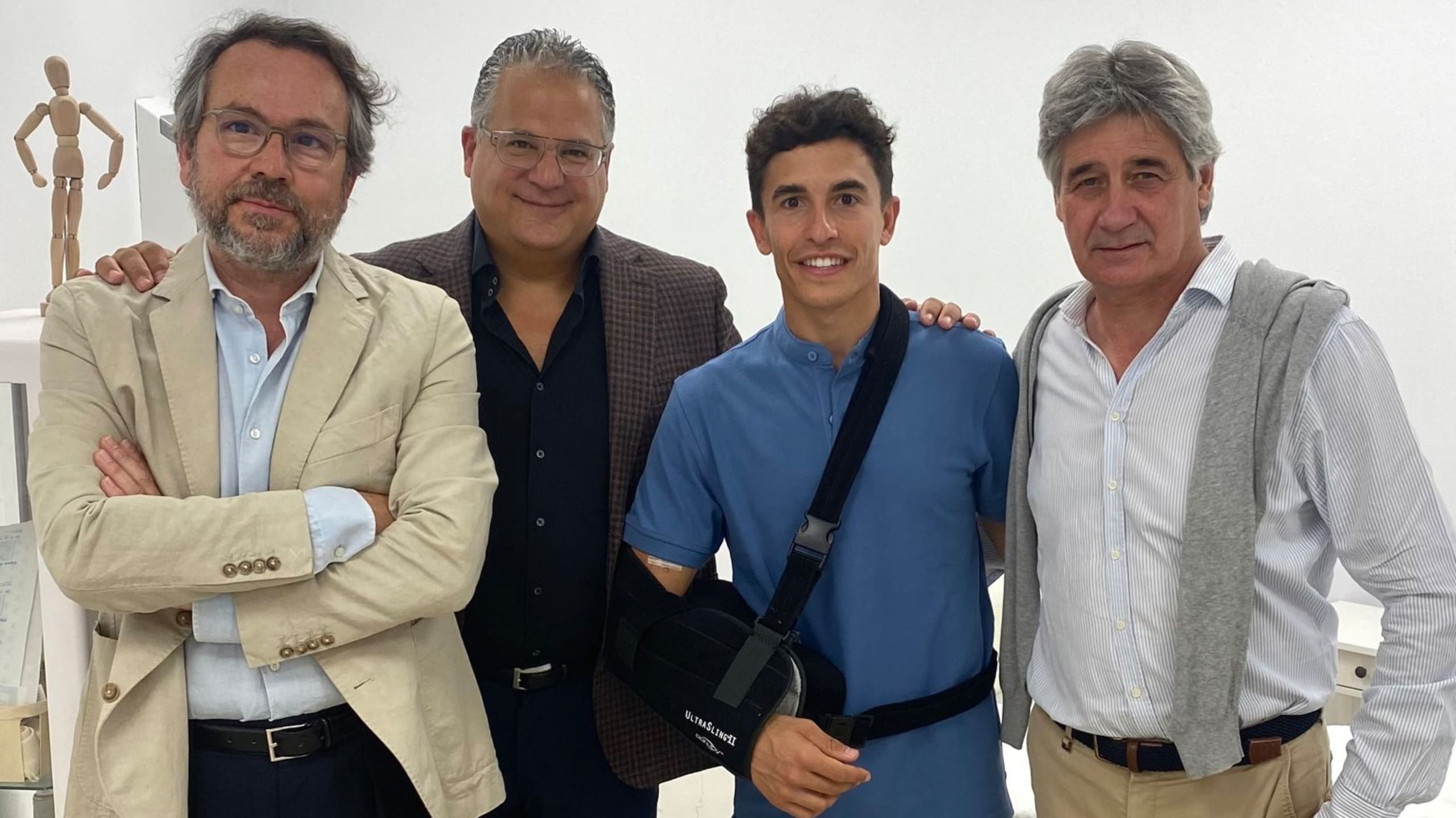 MotoGP, le immagini shock della cicatrice di Marc Marquez