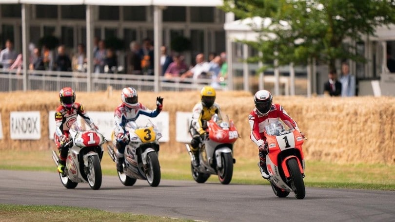Rainey a Goodwood risale in sella alla sua Yamaha 500