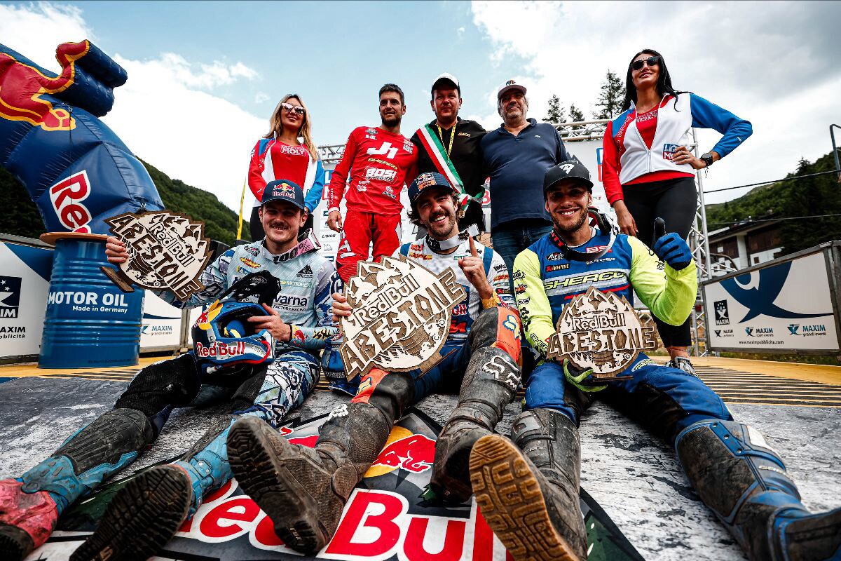 Enduro Estremo, Manuel Lettenbichler trionfa alla Red Bull Abetone
