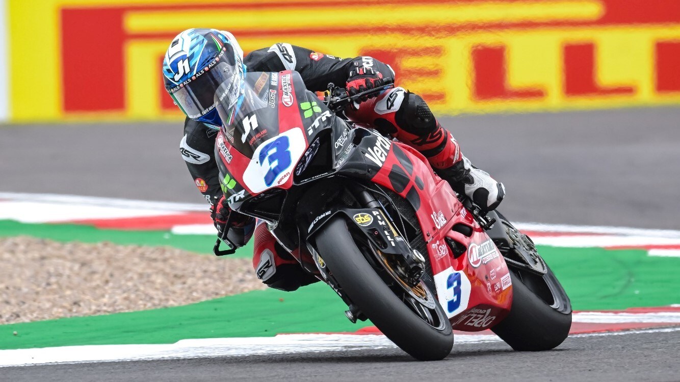SSP: De Rosa porta la Ducati al top nelle FP1 a Donington Park