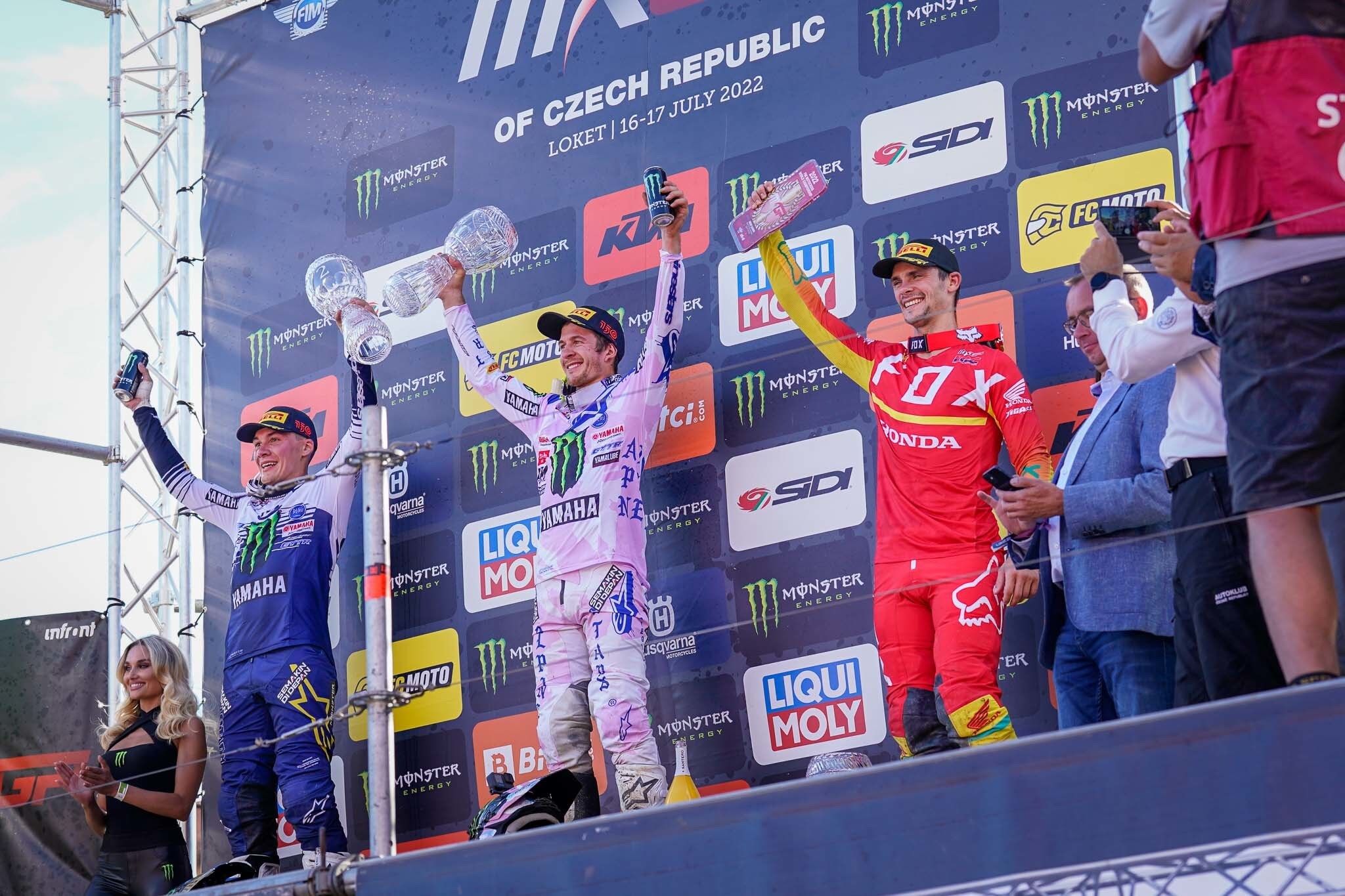 MXGP: Seewer e Yamaha sbancano Loket