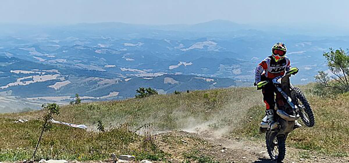 Trofeo Enduro KTM, la sfida in quota a Villagrande di Montecopiolo con 250 piloti al via