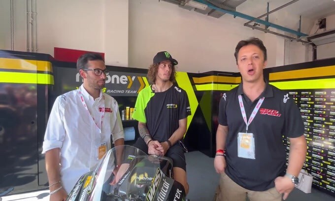 Ducati WDW: Marco Bezzecchi tra vacanze e la sua Marianna