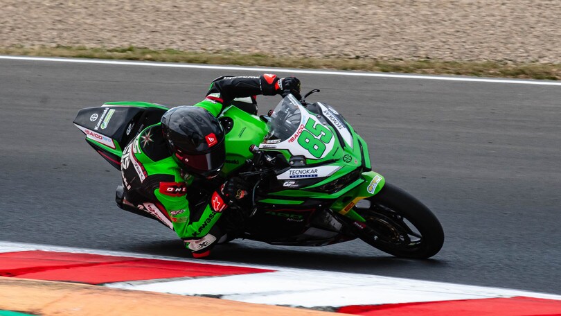 SSP 300, Most: a Sabatucci la superpole, Steeman solo 18°