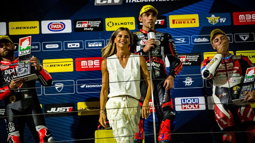 CIV: Martina Colombari madrina d'eccezione della Racing Night di Misano