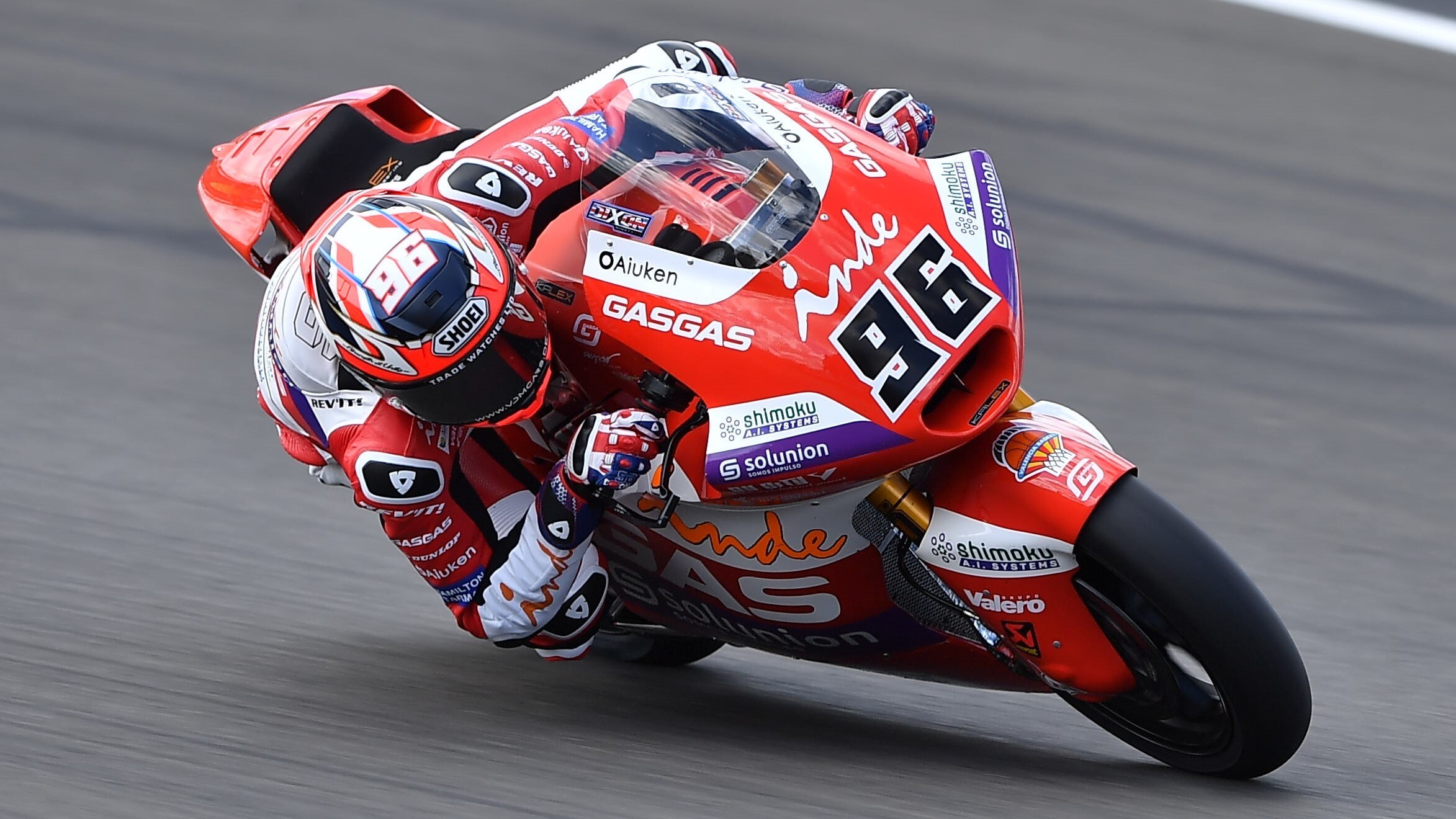 FP1 Moto2: Dixon in vetta in Gran Bretagna, indietro gli italiani