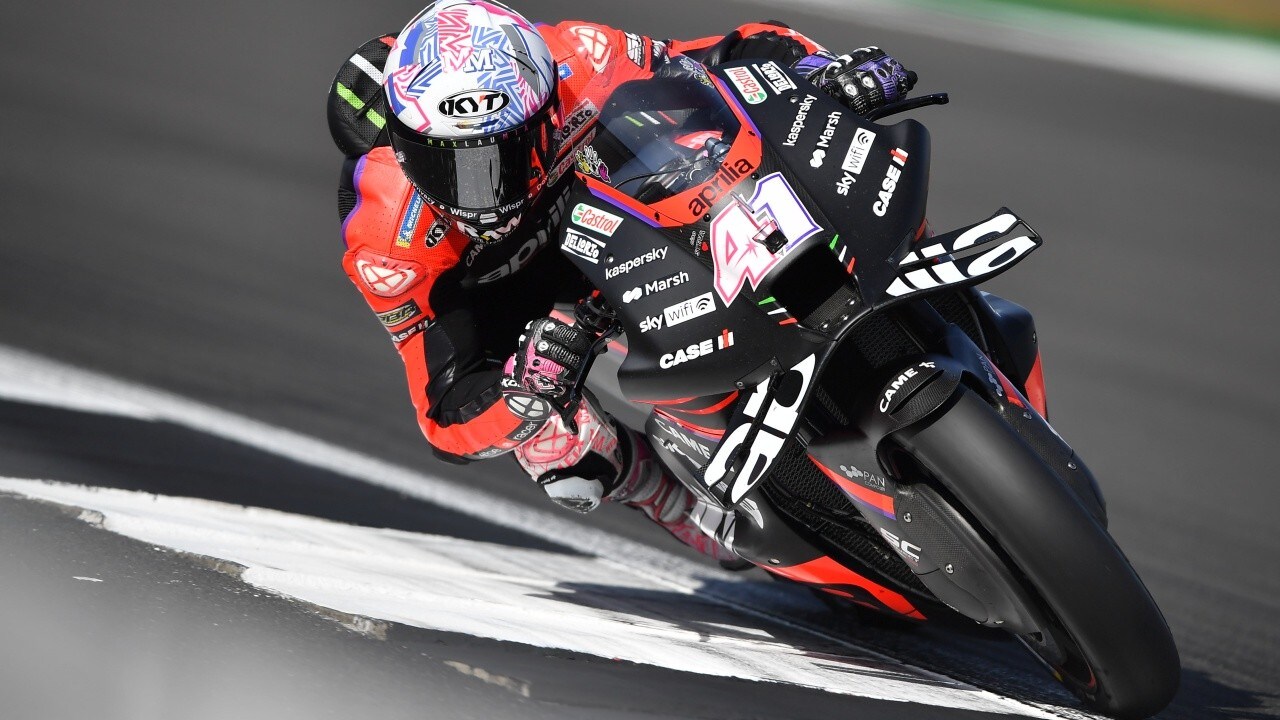 MotoGP Gran Bretagna, FP3: Espargaro e Vinales "incastrano" le Ducati