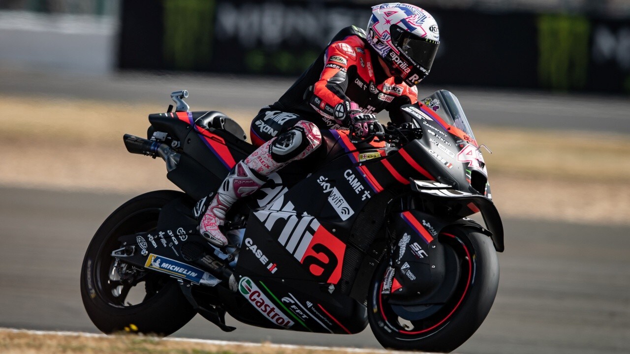 GP Silverstone,  Aleix sesto nel warm up: farà anche la gara?
