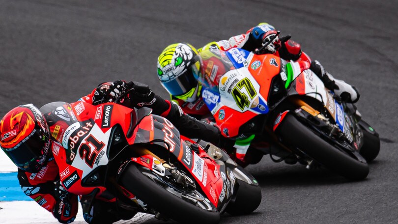 Mercato SBK: Rinaldi-Bassani, in Ducati Aruba c'è una poltrona per due