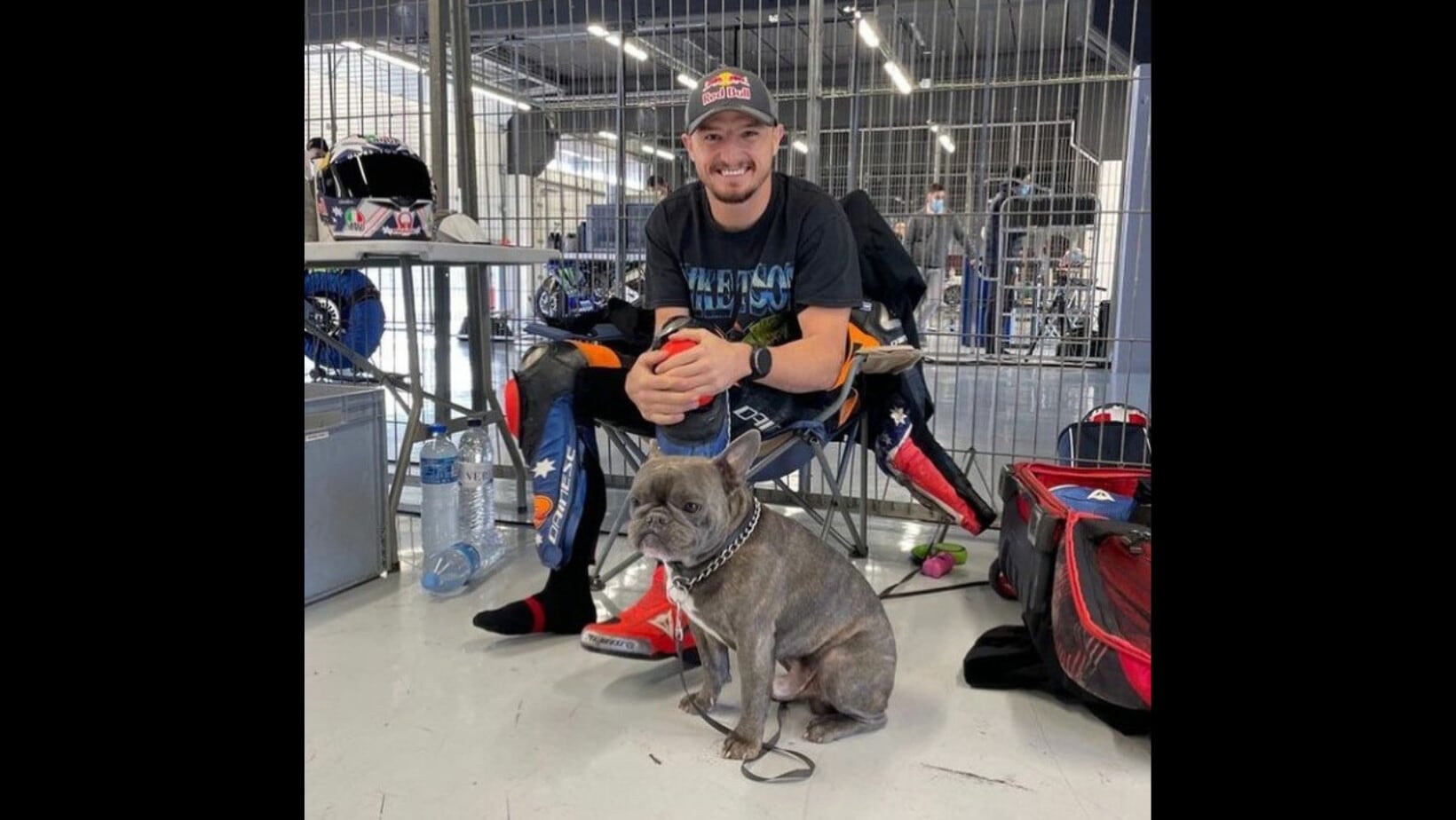 MotoGP, i piloti e i loro amici cani: da due ruote a quattro zampe