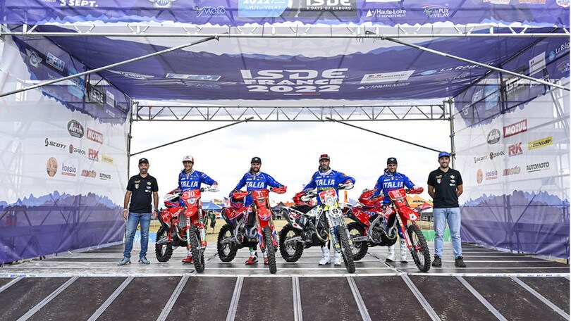 L'Italia in Maglia Azzurra pronta per la sfida alle Sei Giorni Enduro in Francia