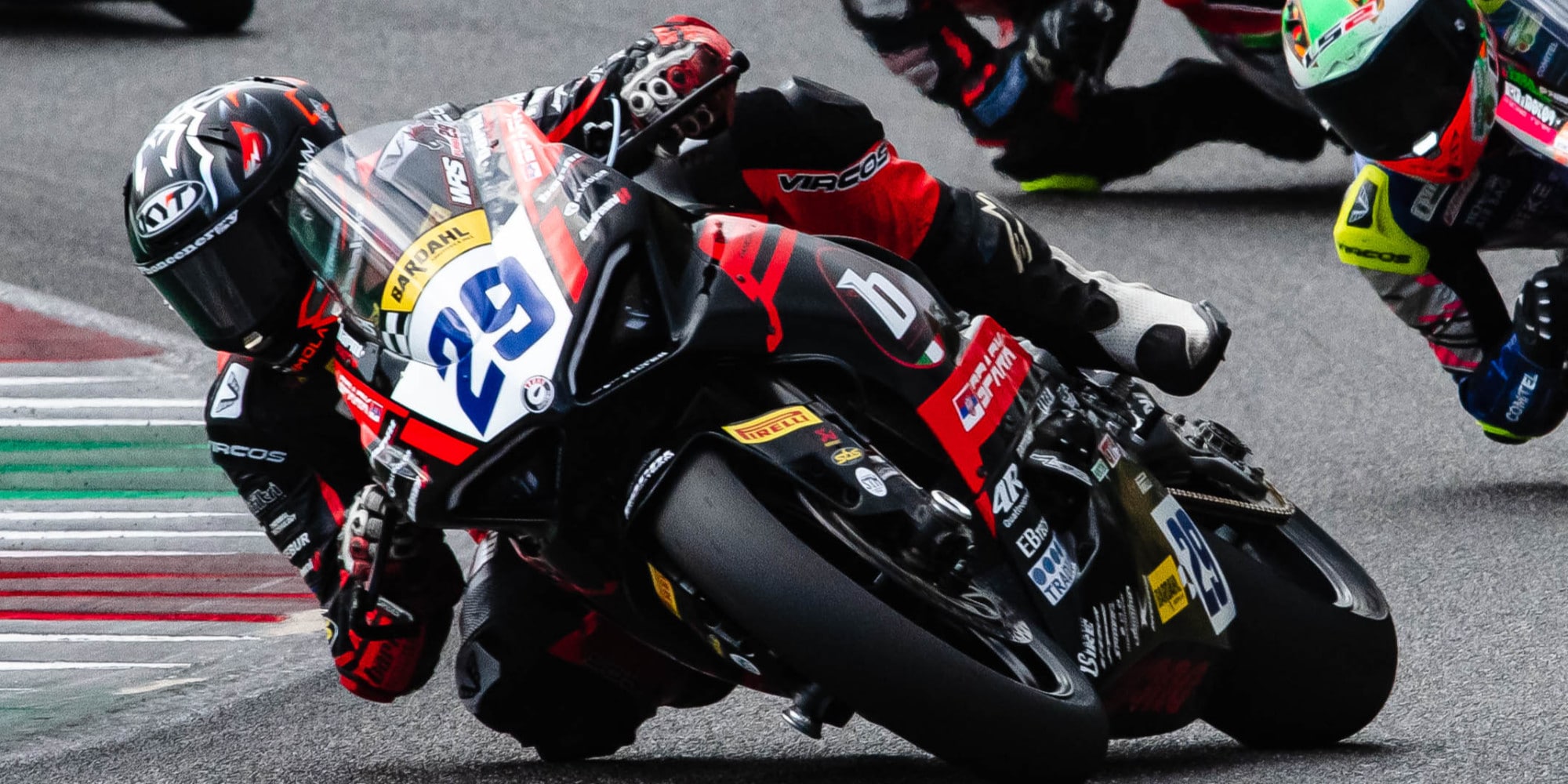 CIV SS600, Gara 1: Spinelli batte Ferrari in volata al Mugello