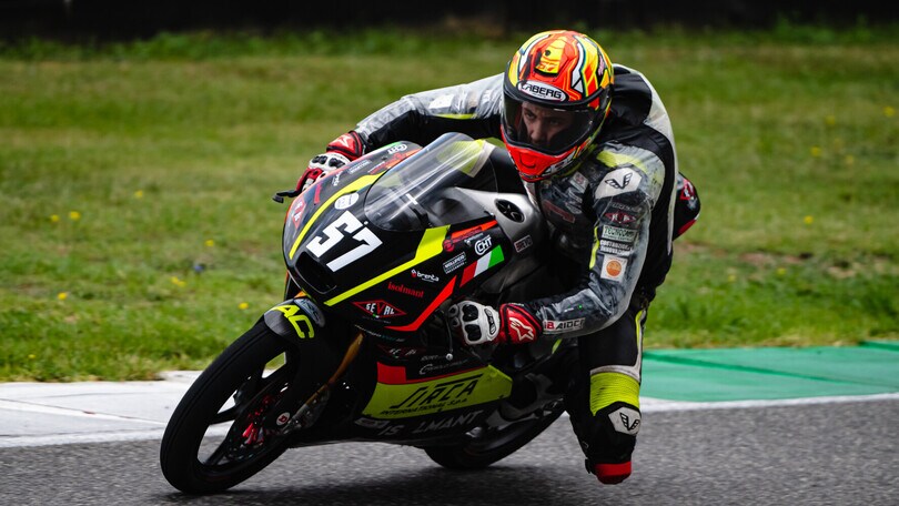 CIV PreMoto3: Zanni brucia Uriarte al fotofinish di Gara 1 al Mugello