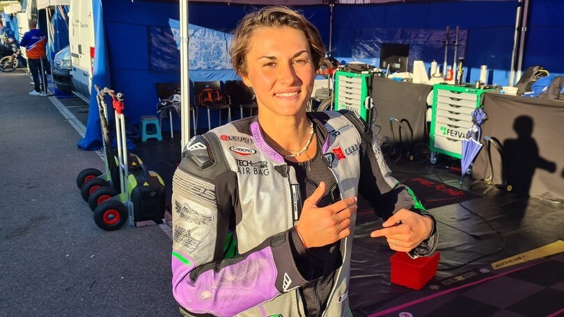 Women's Cup, l'impresa della Cruciani: ai piedi del podio con la mano rotta