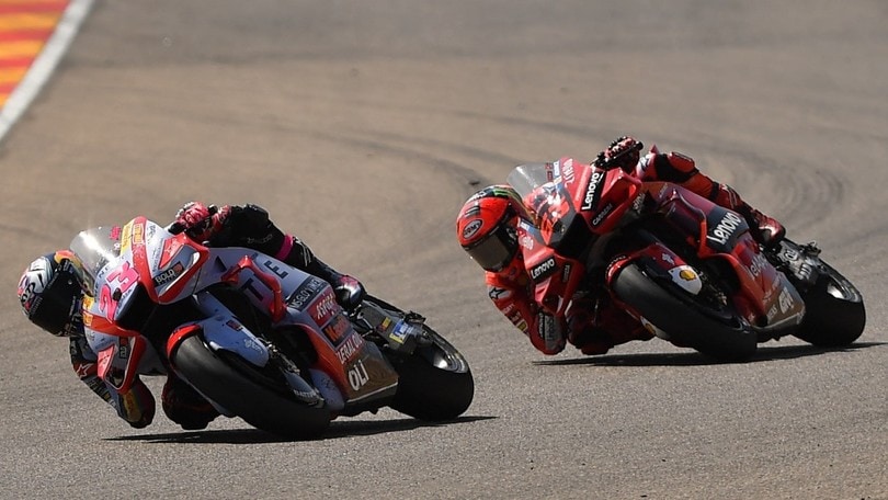 GP Aragòn: Quartararo KO, Bastianini "frega" Bagnaia e vince in volata