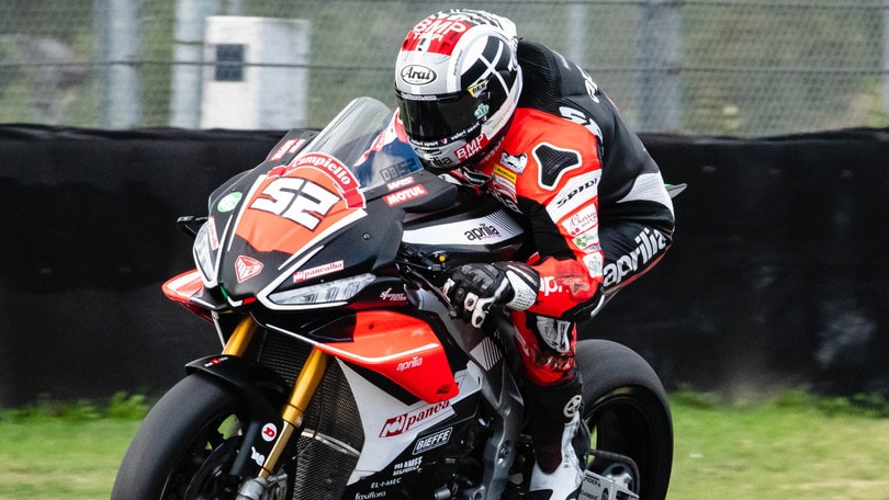 CIV Mugello, colpo di scena in SBK: Pirro si ritira, in Gara 2 vince Delbianco