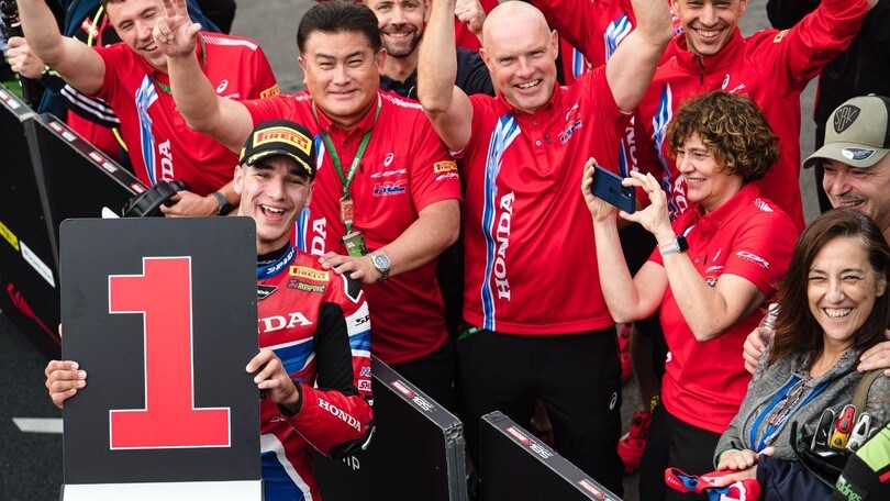 SBK Barcellona, Superpole: la prima volta di Lecuona è realtà, male i big