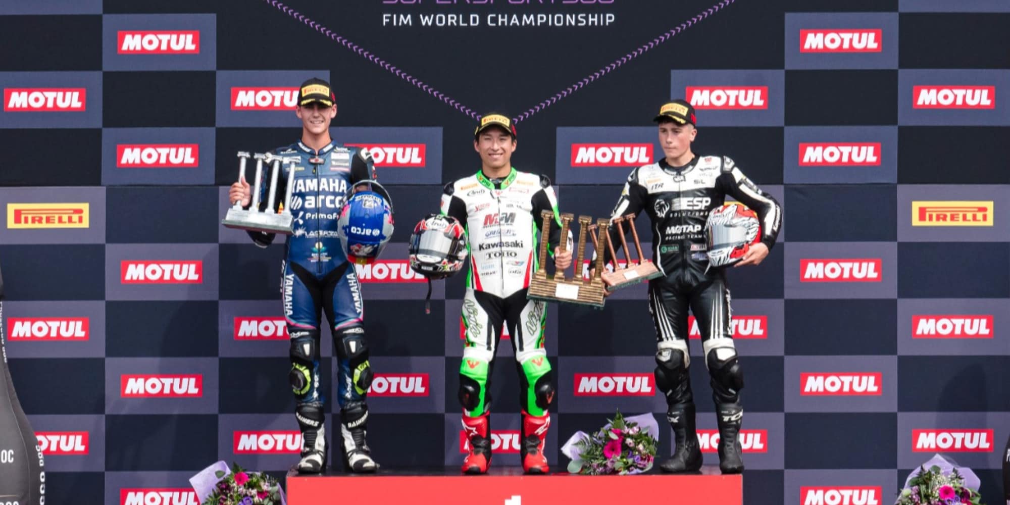SSP300 Barcellona, gara-1: Okaya brucia Diaz, Garcia lontano