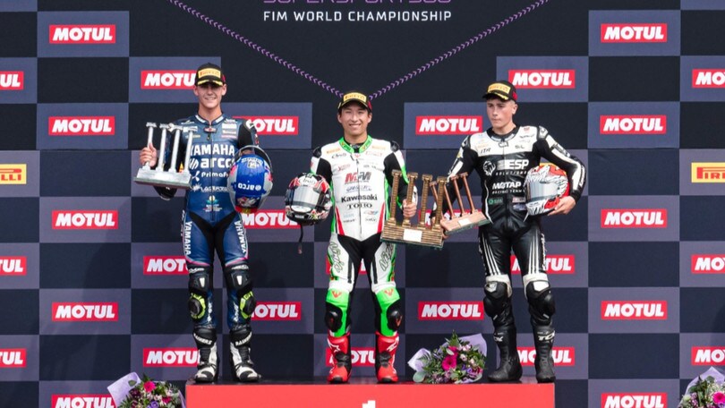 SSP300 Barcellona, gara-1: Okaya brucia Diaz, Garcia lontano