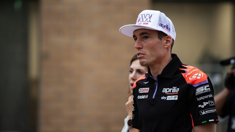 MotoGP Thailandia, Espargarò: "Situazione frustrante, dovrei attaccare ma non posso"