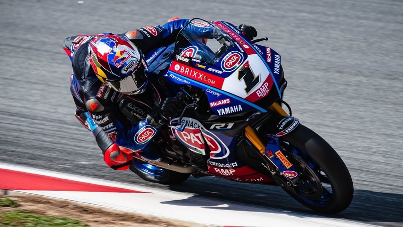 SBK Portimao: Razgatlioglu precede Rea nelle FP2, 3° Bautista