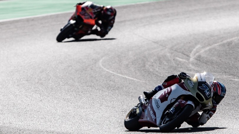 Moto2, Fernandez e Ogura ai ferri corti, chi la spunterà in Australia?