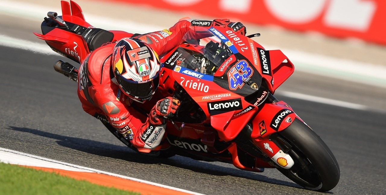 GP Valencia, Miller svetta, ma Quartararo meglio di Bagnaia: entrambi in Q2
