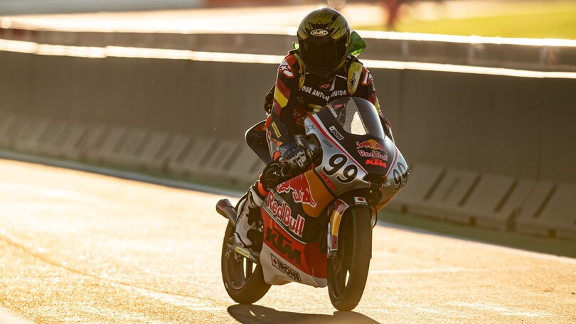 Rookies Cup, Valencia: Rueda conquista il titolo, altro podio per Lunetta