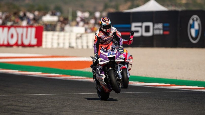 Jorge Martin sul podio, si conclude la stagione del Team Prima Pramac