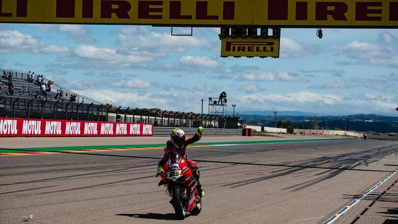 SBK: la magica stagione di Bautista e Ducati in immagini